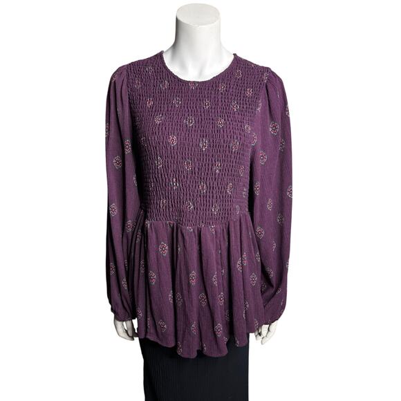 Torrid Top Women's 1 Peplum Crinkle Gauze Smocked Top Medallion Purple Print - Picture 6 of 6